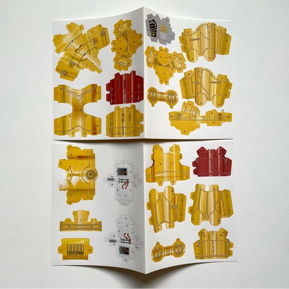 NIB Star Wars: Droid Factory Book With Stickers, Poster and Press-Outs - Picture 14 of 14